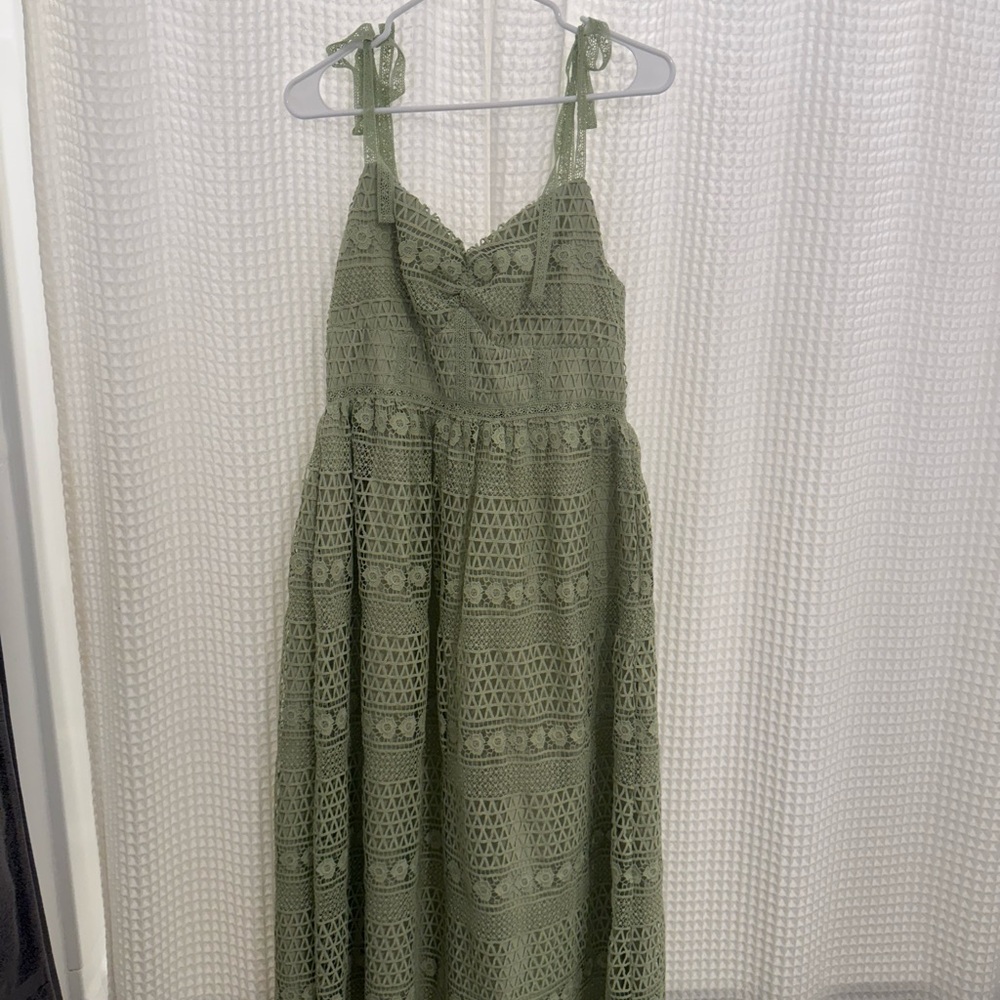 Chic Olive Lace Maxi Dress